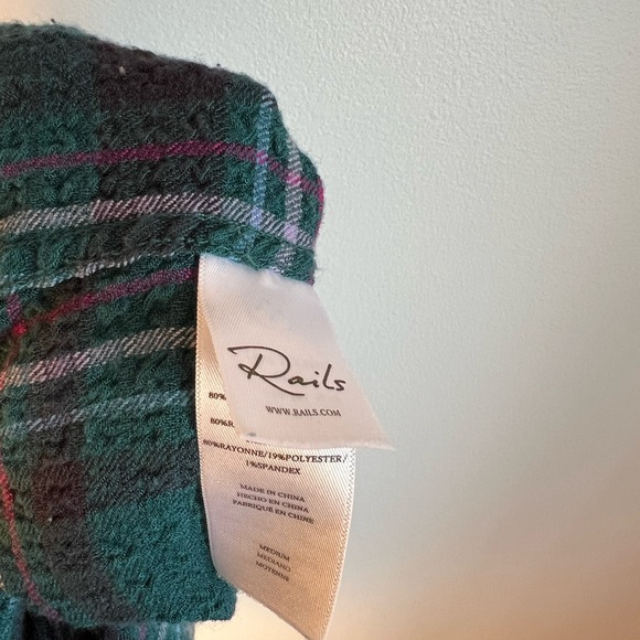 Rails women’s Brady Shirt - Pine Fuchsia - Picture 3 of 4